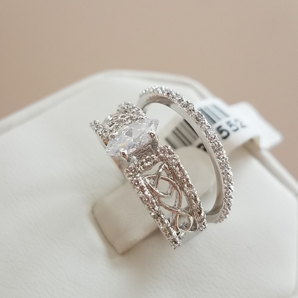 0.50ct Marquis Engagement Ring 2pc set - Picture 4 of 12